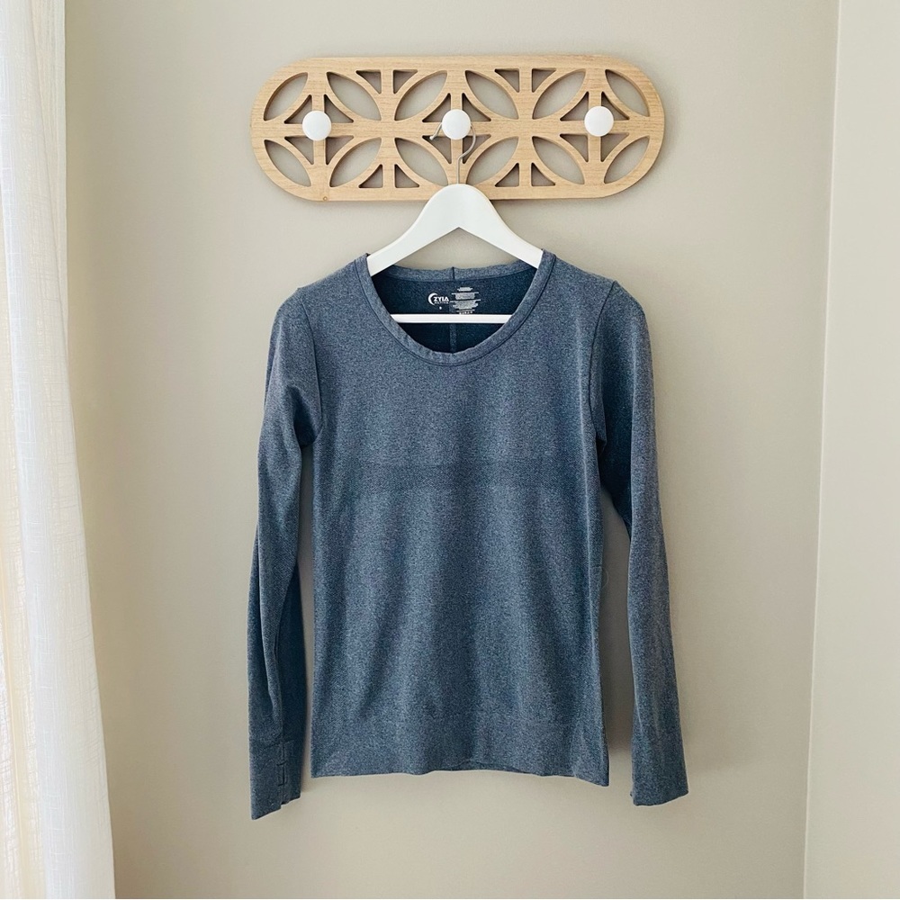 ZYIA Long Sleeve Top Gray Sz Small